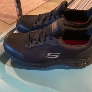 Men’s size 12 Steel Toe Skechers tennis shoes